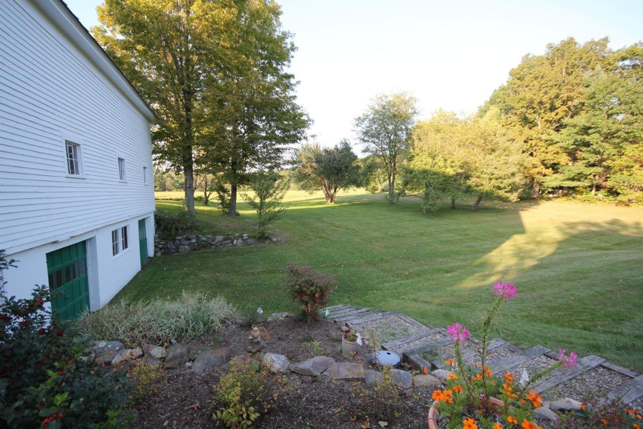 Highland Lake Inn Andover Екстериор снимка