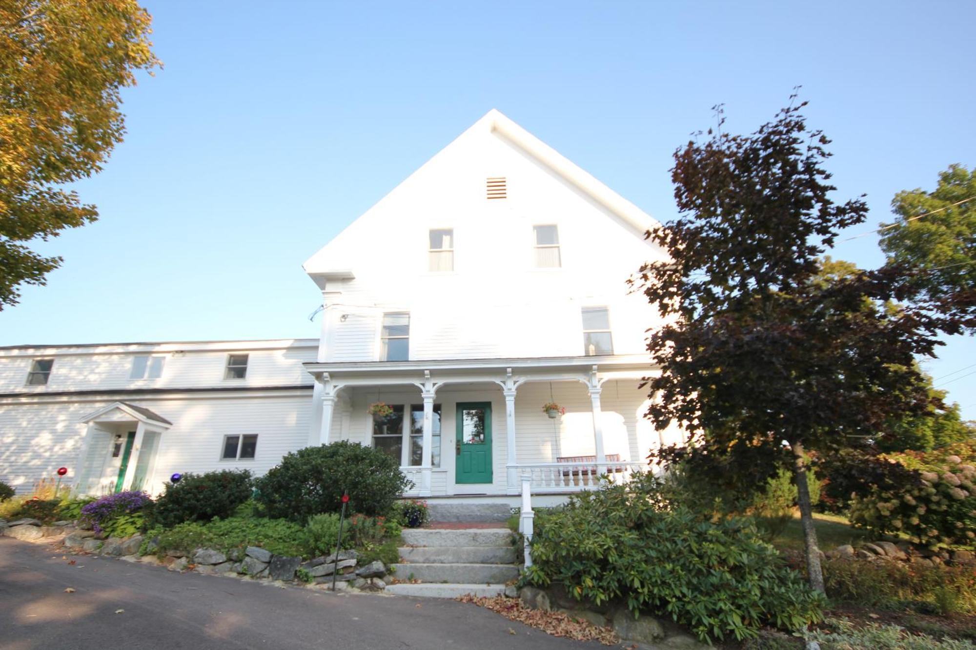 Highland Lake Inn Andover Екстериор снимка